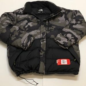 NWT The North Face Camo Puffer $249 Retail!!